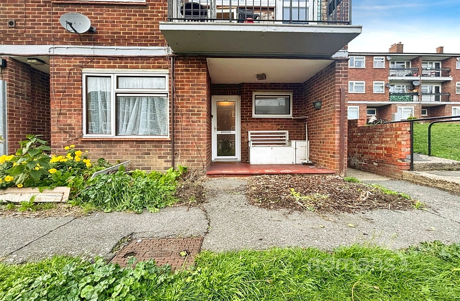 1 bedroom apartment for sale - Chapel Road, Camberley, Surrey, GU15 - Property View 1