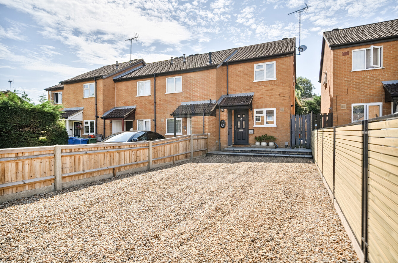 2 bedroom house for sale - Frensham, Bracknell, Berkshire, RG12