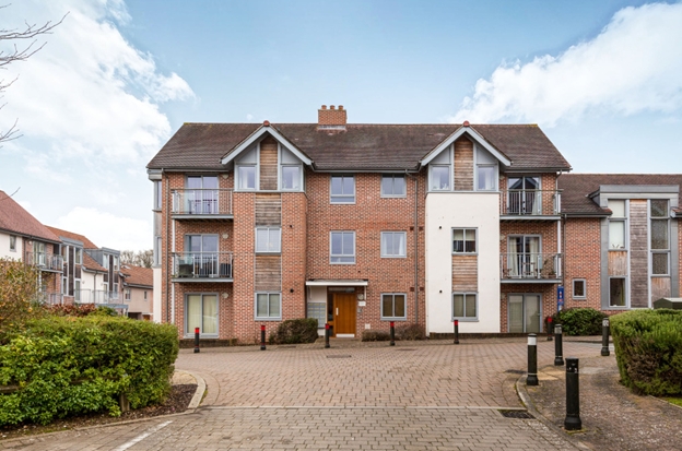 2 bedroom apartment for sale - Mailing Way, Basingstoke, Hampshire, RG24 - Property View 1
