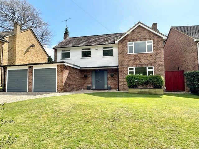 4 bedroom house for sale - Iberian Way, Camberley, Surrey, GU15 - Property View 1