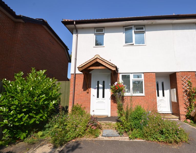 2 bedroom house to rent - Gregory Close, Lower Earley, Reading, RG6 - Property View 1