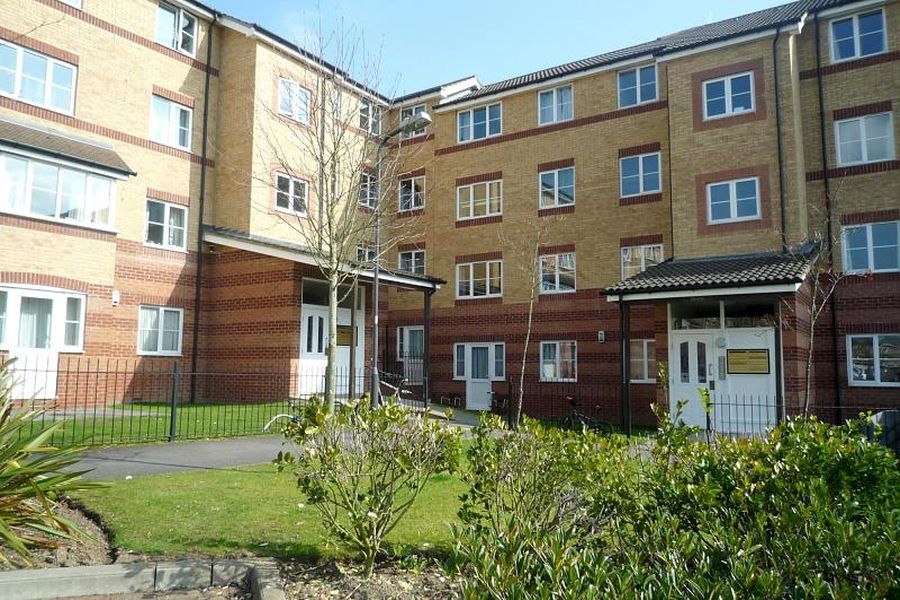 1 bedroom apartment to rent - Peatey Court, Princes Gate, High Wycombe, HP13 - Property View 1