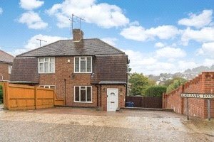 3 bedroom house to rent - Greaves Road, High Wycombe, HP13 - Property View 1