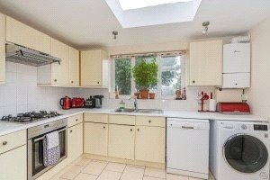 3 bedroom house to rent - Greaves Road, High Wycombe, HP13 - Property View 2