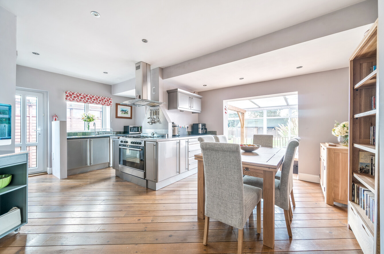 3 bedroom house for sale - Tilehurst Road, Reading, Berkshire, RG30 - Property View 2