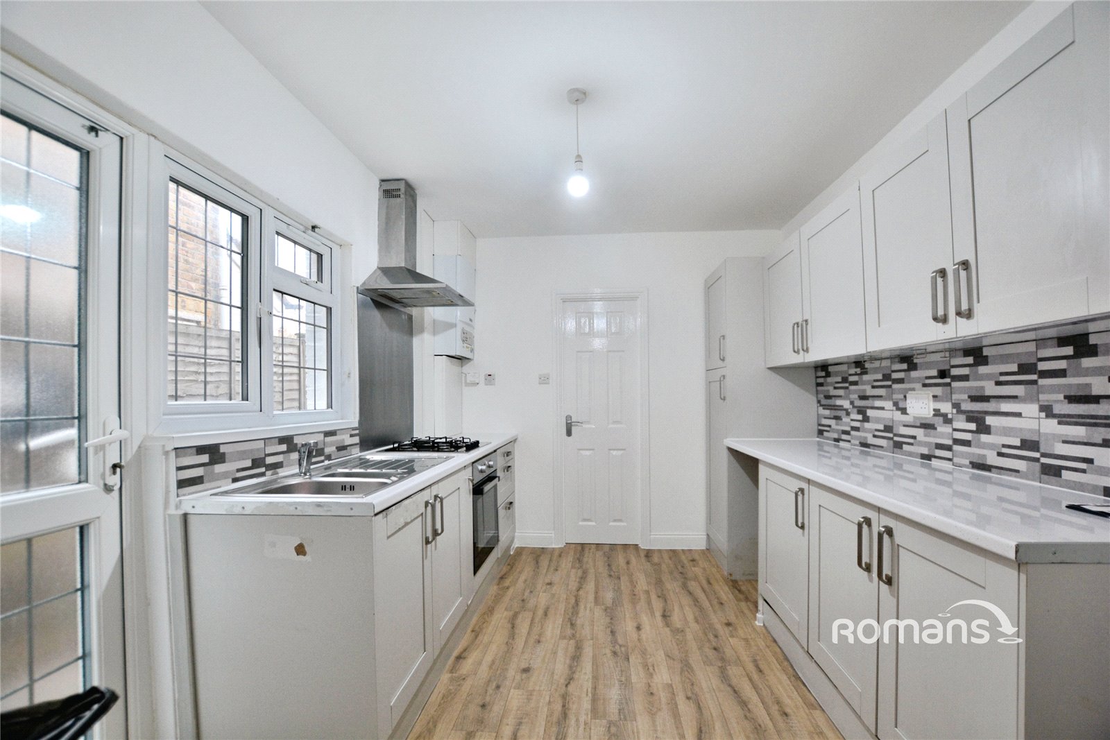 3 bedroom terraced to rent - Cowley Mill Road, Uxbridge, UB8 - Property View 2