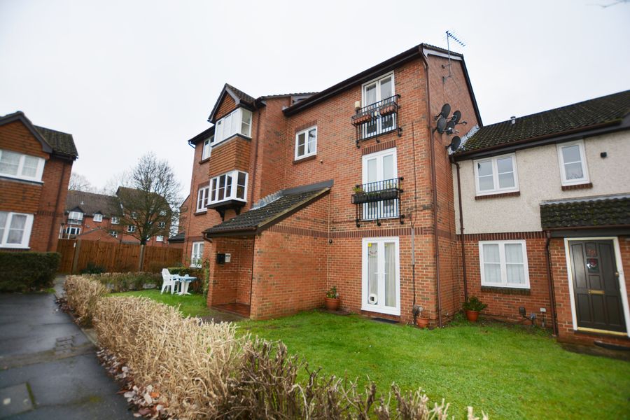 1 bedroom apartment to rent - Knowles Close, Yiewsley, West Drayton, UB7 - Property View 1