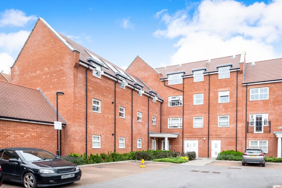 2 bedroom apartment to rent - Rush House, Ashville Way, Wokingham, RG41 - Property View 1