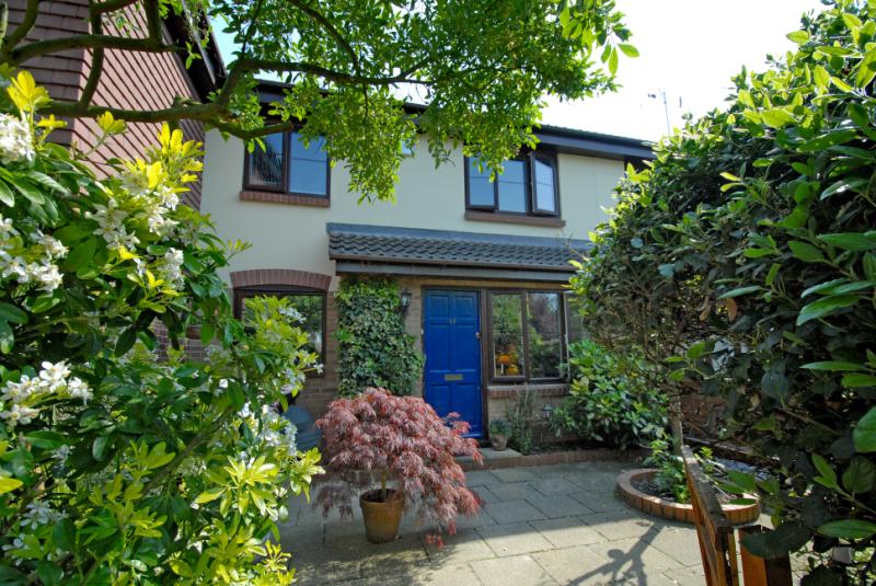 1 bedroom house for sale - Church View, Yateley, Hampshire, GU46 - Property View 1